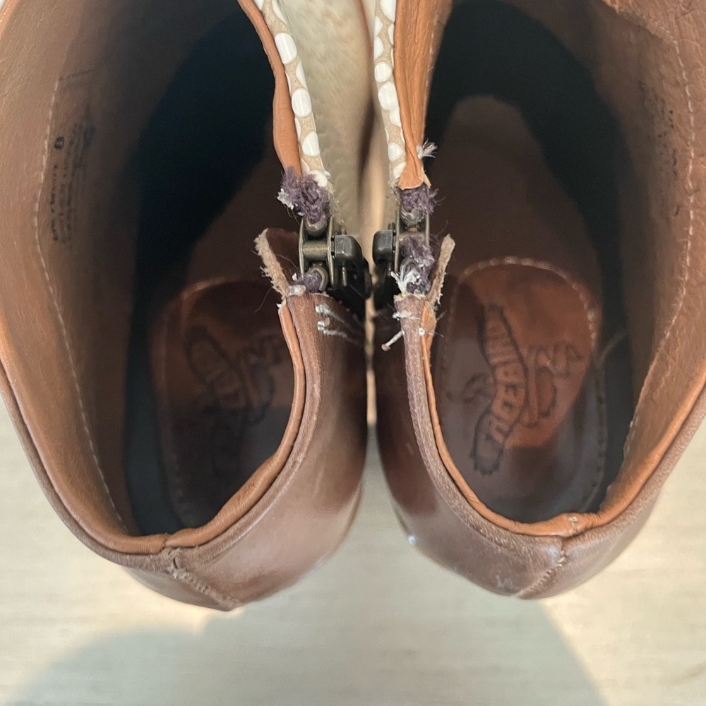 Freebird Detroit leather white croc Cream and Brown Ankle Booties 8 - Picture 3 of 6